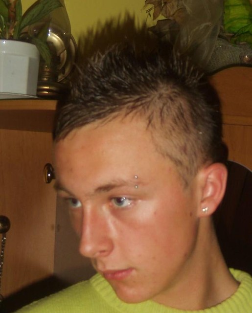 ;) KenDix