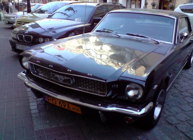 Mustang '65. Pierwsza mio. 