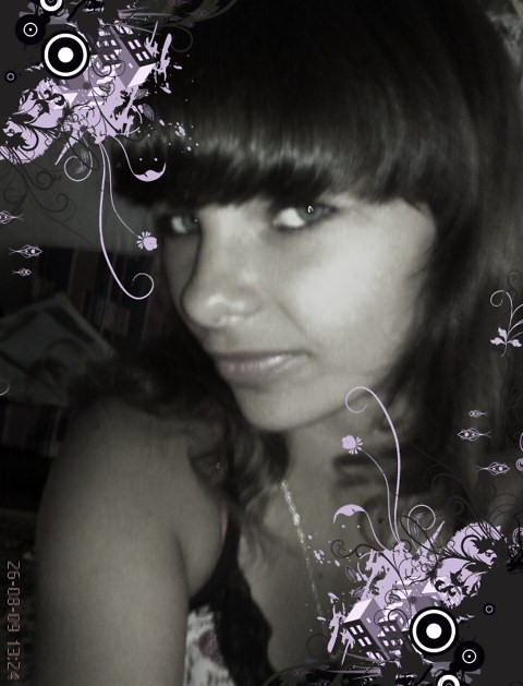 Monisia :*
