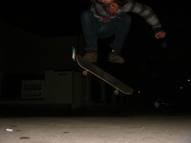Skateboard...