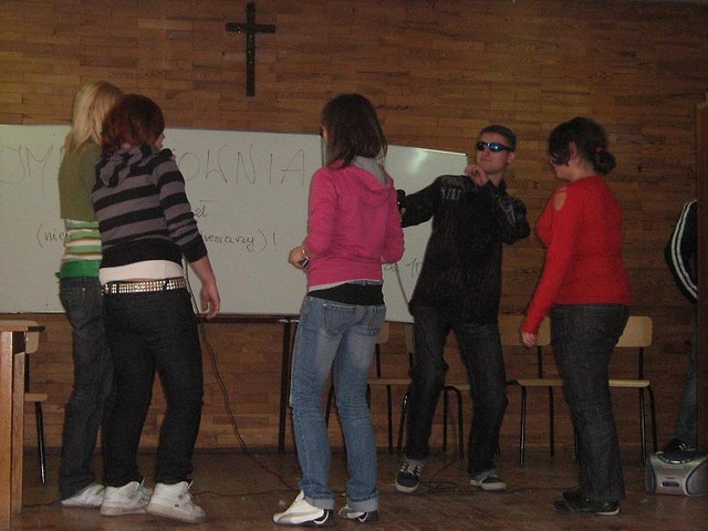 Z jakiego przedstawienia :)
