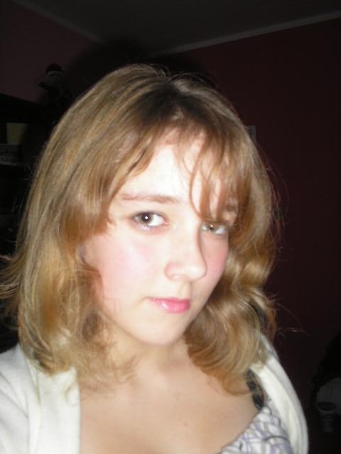 Taka Sobie Dziewczyna;***