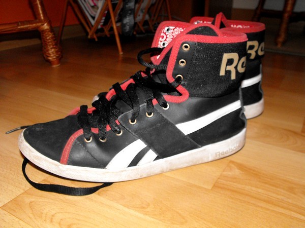 REEBOK TOP DOWN 39/40