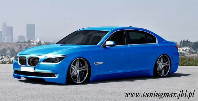 BMW 760 E66