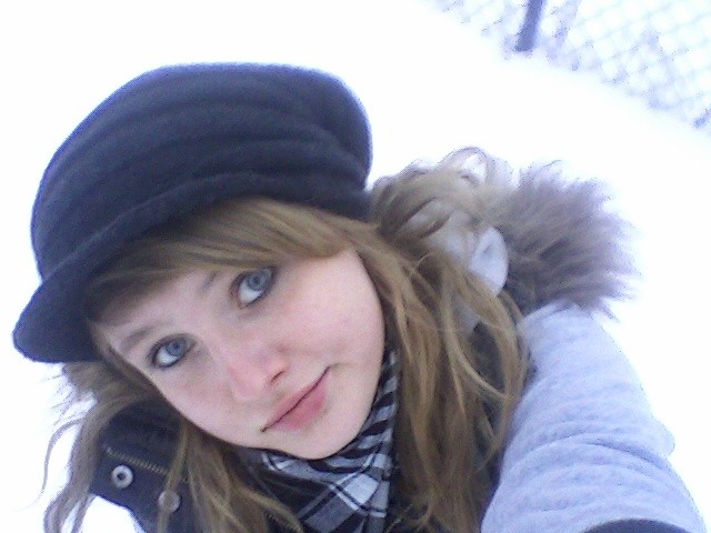 Buum.;**