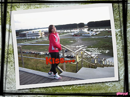 Kiss...