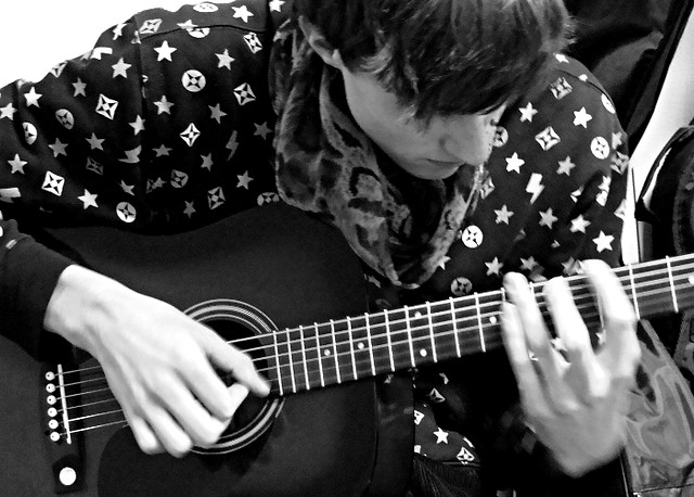 @gitarhiro