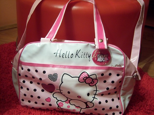 tOrBa HellO KittY