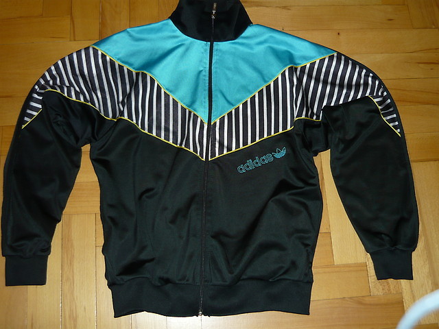 BLUZA ADIDAS ....