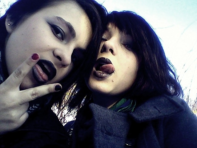 Emoo 