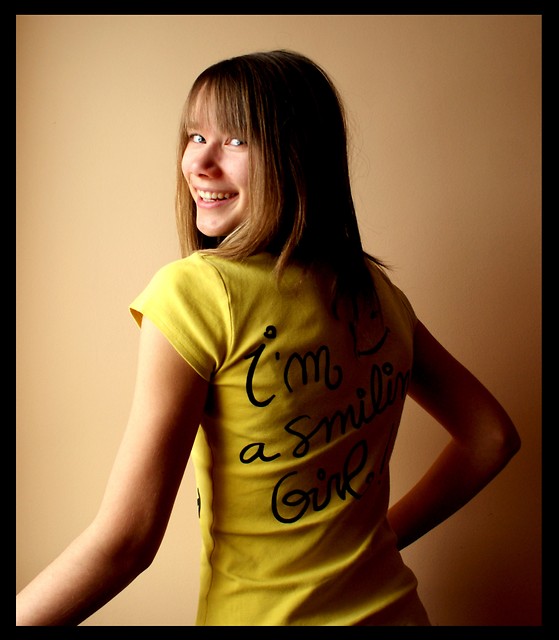 I'm a smiling girl! ;)
