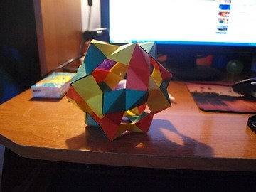 Pentagon-Hexagon Zig-Zag (PHiZZ)