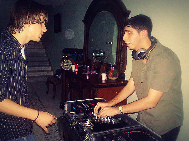 PARTY ; ]