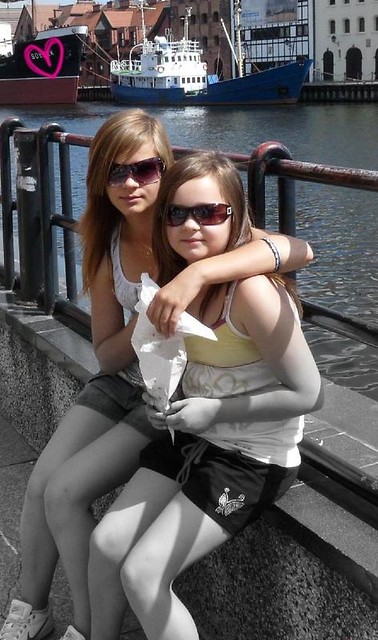 z sis ;*