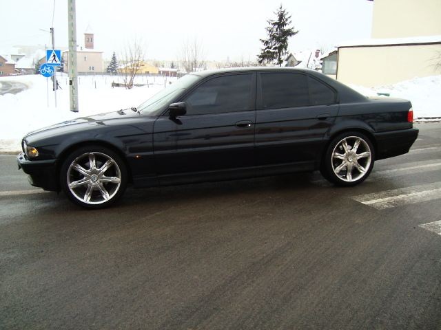 E 38 