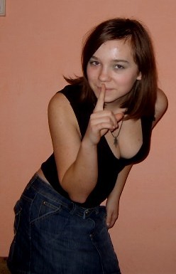 Ciiiii;***