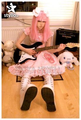 sweet xd pinkowa heh . !! 
