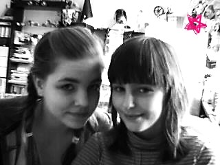 z Domi ; *