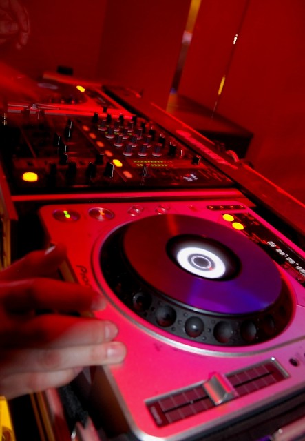 Decktones