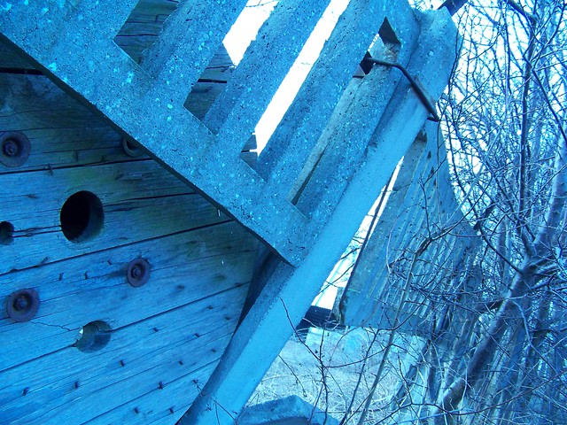 INDUSTRIAL
