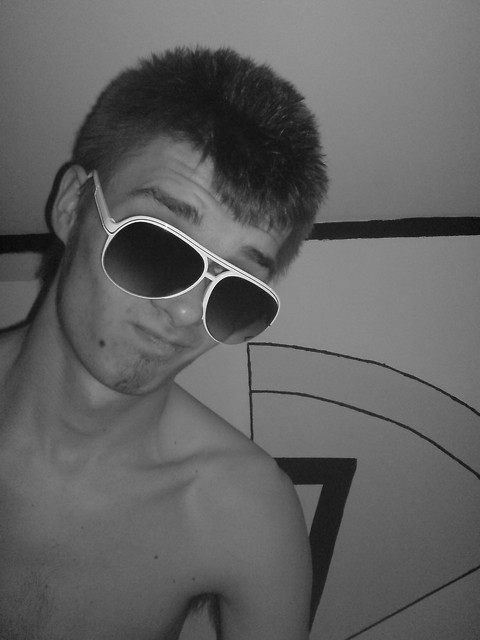NO COMMENT xD