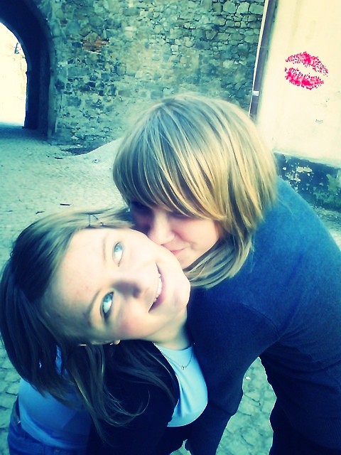 bUzIi;**!