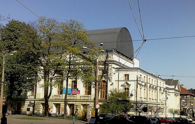 Opera dzi