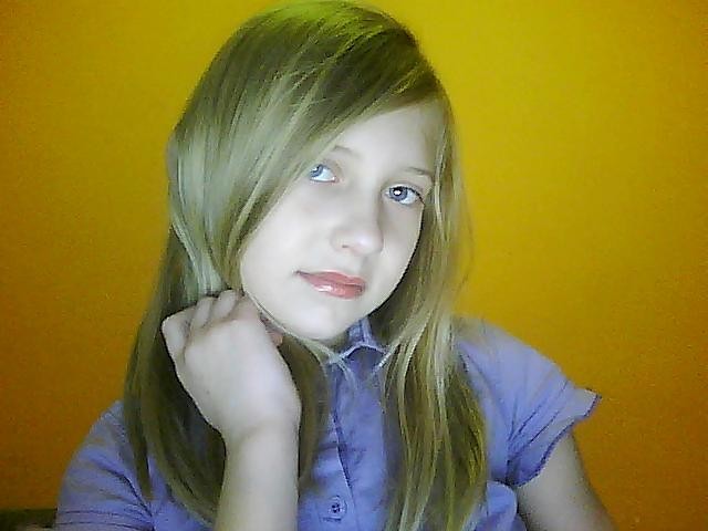 zaraz wyrw te wosy no ni?