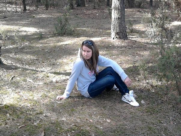 w lasku ; *