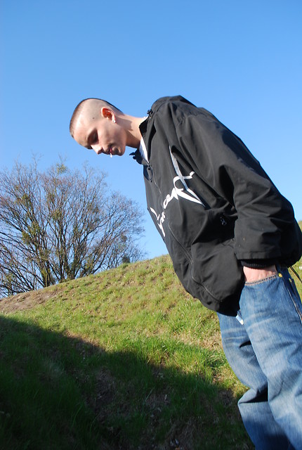 PLUJE NA WAS KURWY ;]