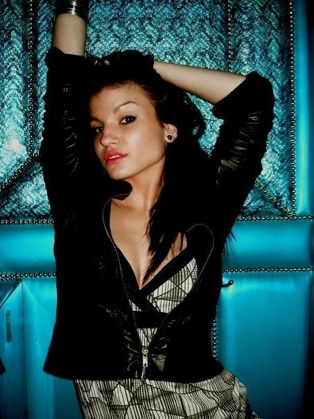 `Ilona 