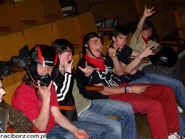 E&B 25.04.2010 00:07 :)