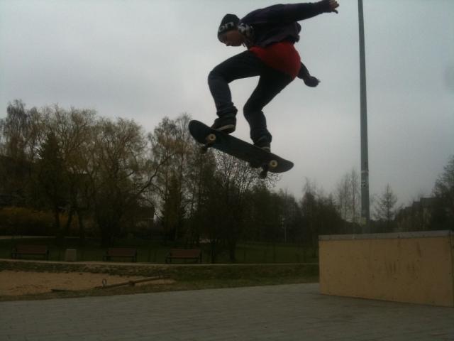 Ollie kiker ...