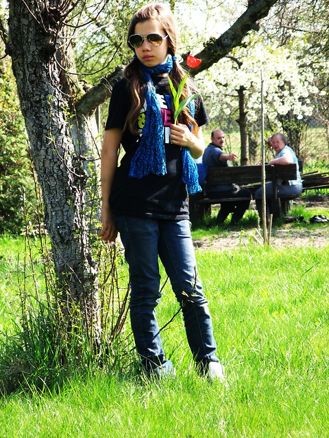 asiek.*;