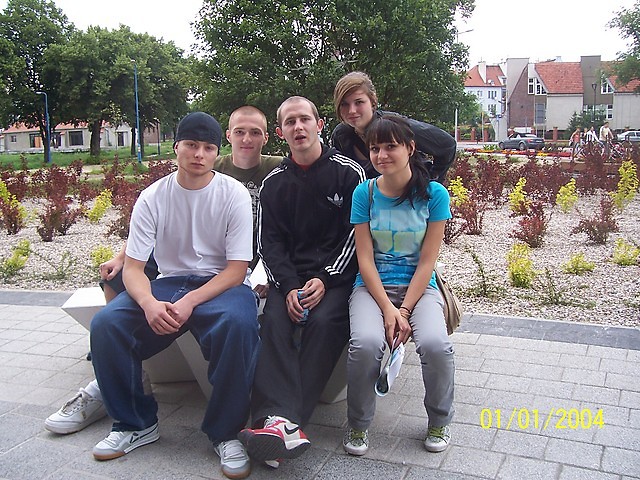syszymy hiphop w swoich krokach