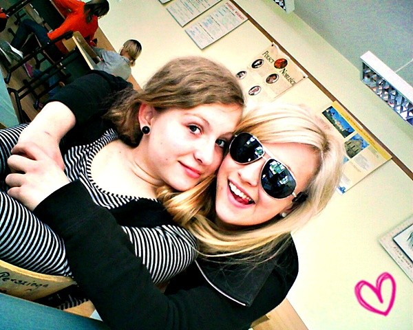 Isiaa i Dziumkaa ; **** 