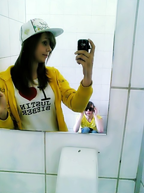 . J e a H ! ; DD . 