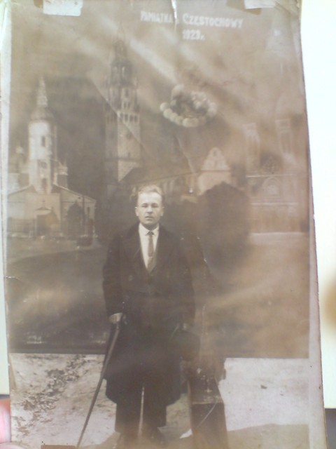 1929