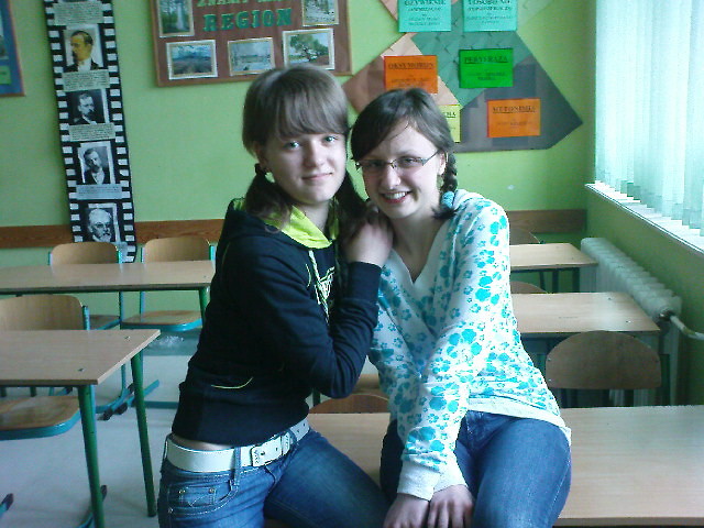 Z Ni ;* 