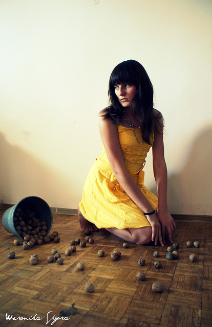 6. Monia.