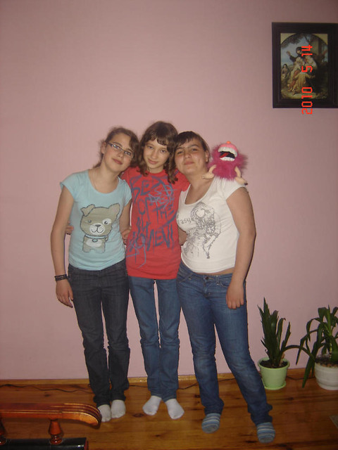 `Z laskami.^^