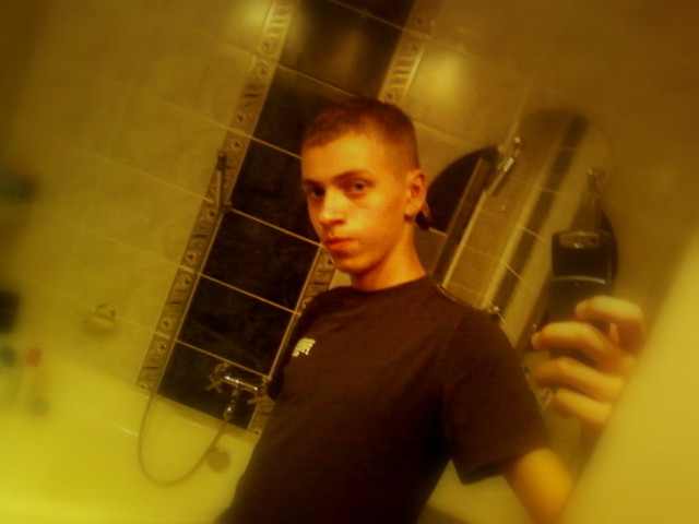 Hmmm.. ; pp