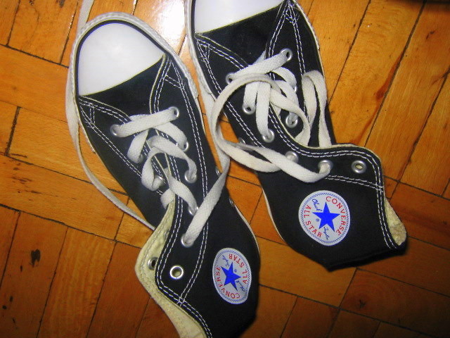 CONVERSE :) 