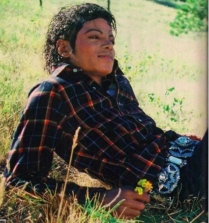 MJ . 