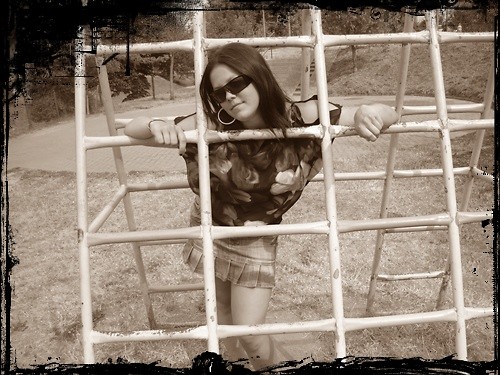 Mee;**