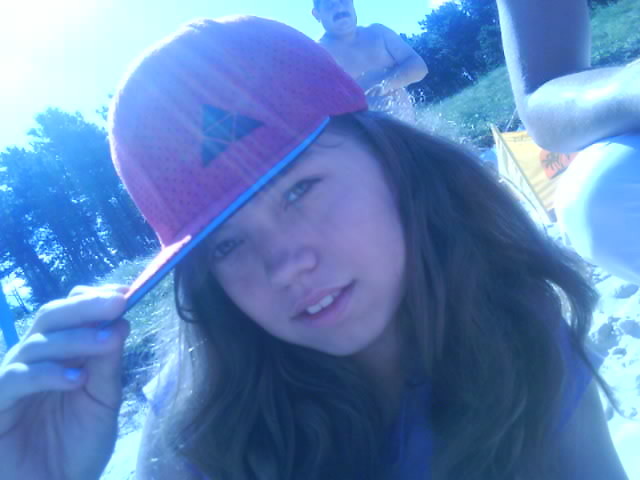 W czapce Adama 