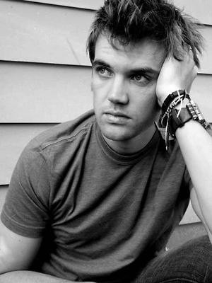 Tyler Hilton.