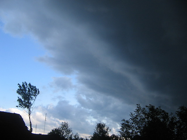 ` burzowo !     ; ( 