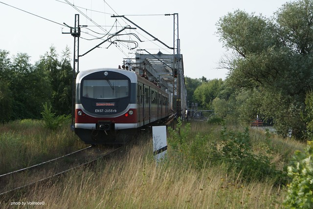 EN57-2058