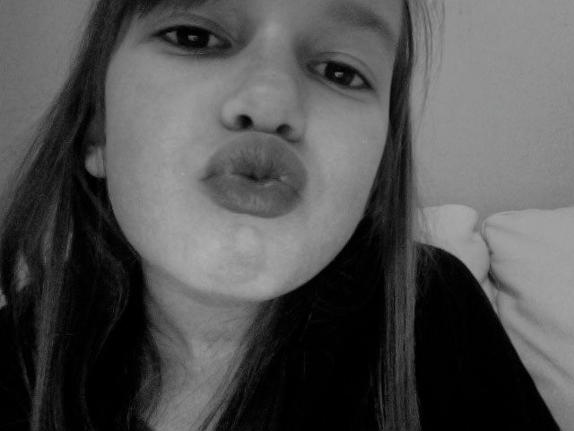 Kiss x 